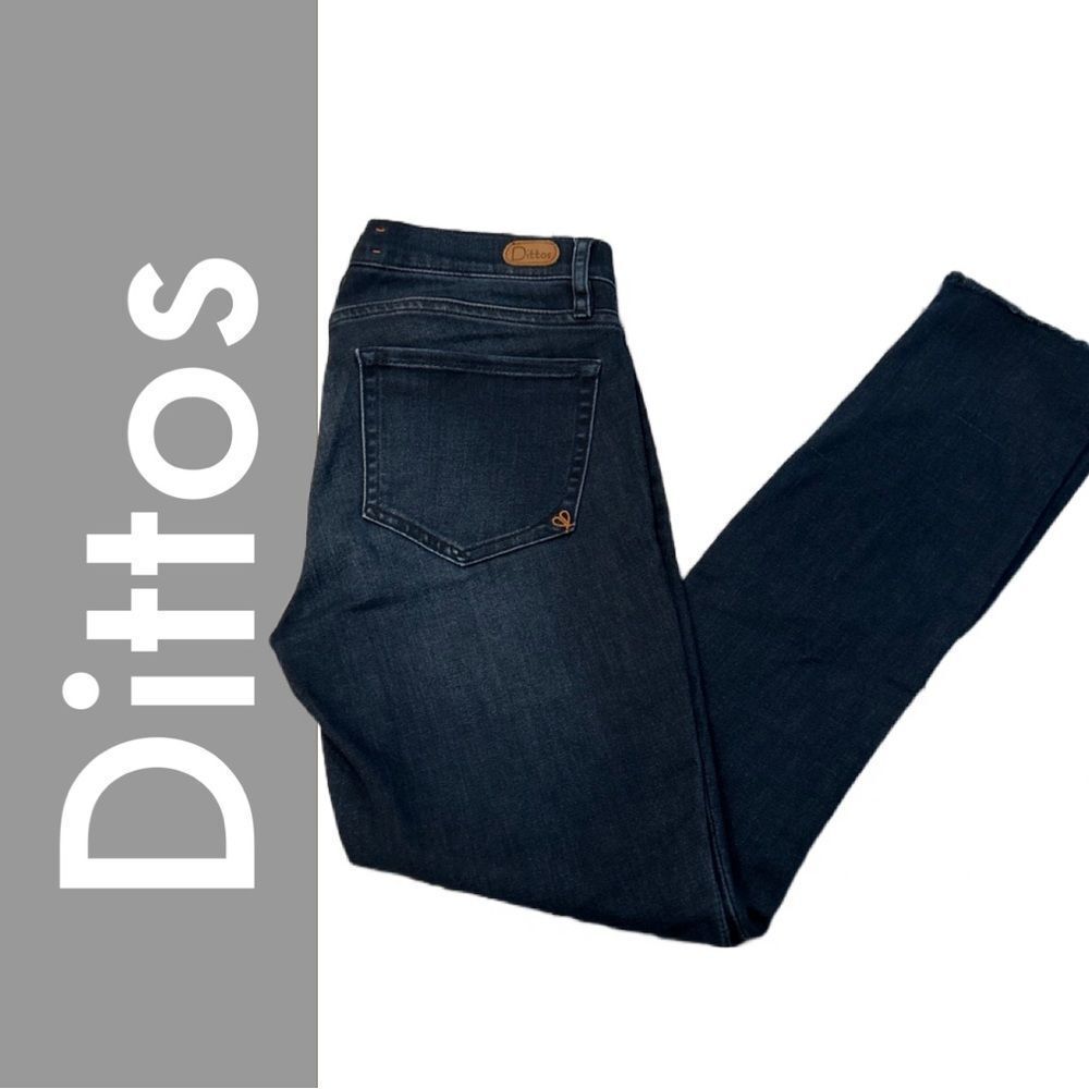 Dittos Women’s Legging Mid Rise Dark Jeans with Raw Hem - Size 26